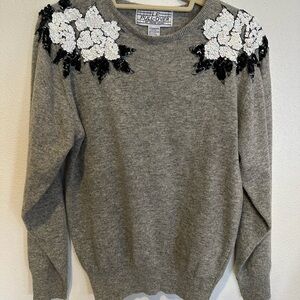 80’s Vintage Floral Lambswool Cozy Women's Sweater With Embellished Shoulders L